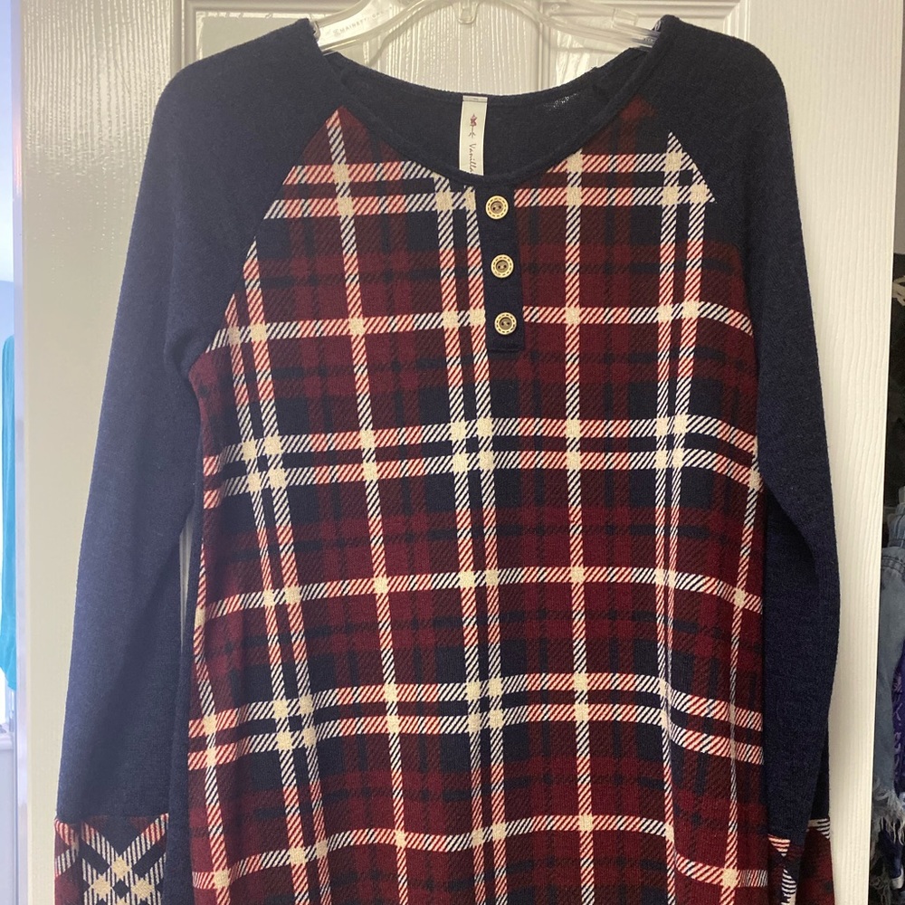 Navy & plaid sweater
